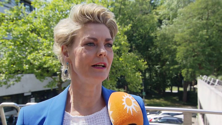 Jeanine Janssen waarschuwt vakantiegangers in MAX vakantieman: 'Wees op je hoede'