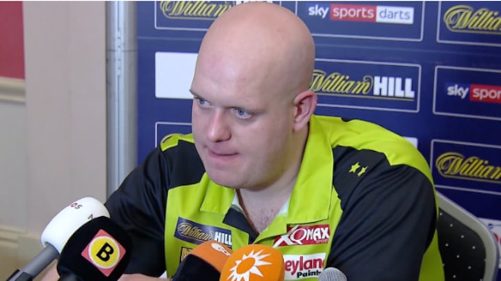 Het turbulente jaar van Michael van Gerwen: van scheiding tot vechtpartij