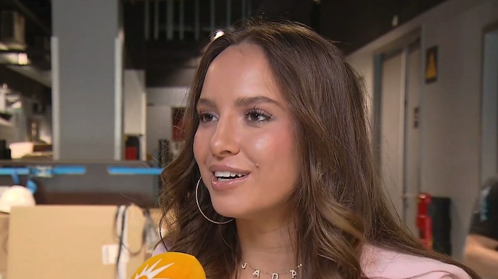 Jada Borsato trots op zingen van vaders' nummer Rood: 'Mooie herinneringen'