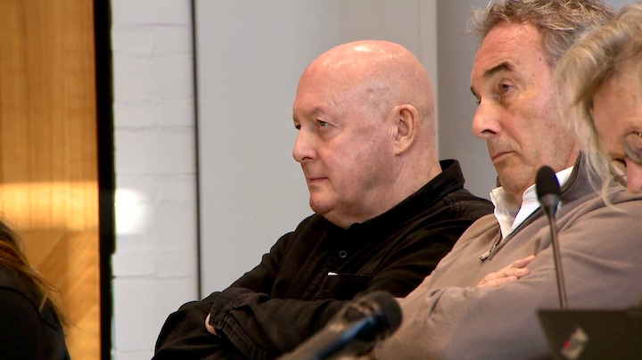 Hoogoplopende emoties in rechtszaak over schadevergoeding ex-coffeeshopbaas Van Laarhoven