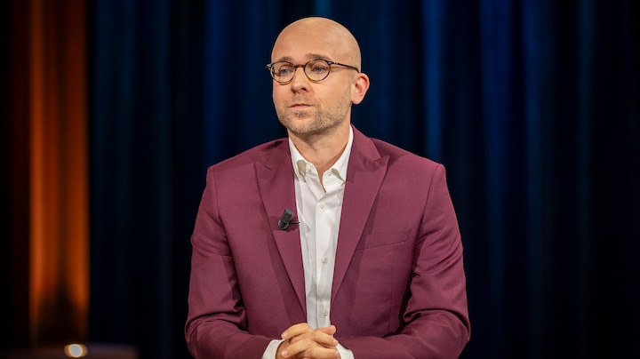 LUBACH: Nederlandse publiek staat voor lul in de dartwereld! 