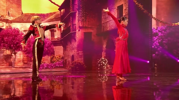 Jury laaiend enthousiast: Colin & Alice dansen Paso Doble in halve finale 