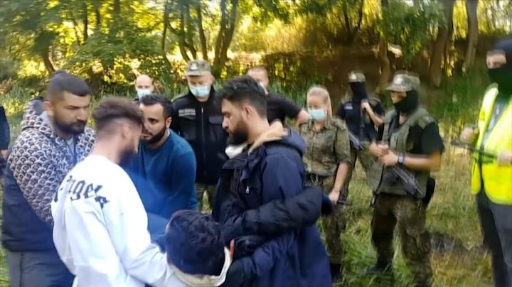 Verzet in Polen tegen asielbeleid: 'We laten mensen sterven'