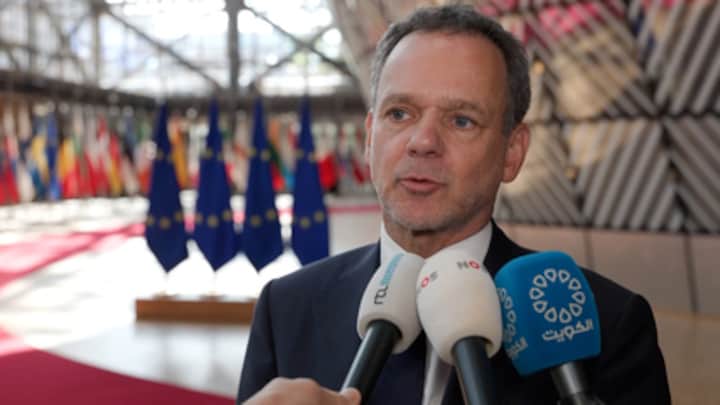 Minister Veldkamp hoopt op snel akkoord over nieuwe sancties tegen Rusland: 'Juist nu'