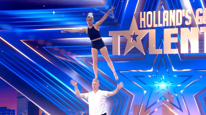 Acrobatiek-duo 'Duo Libra' zetten zenuwslopende act neer tijdens HGT-audities