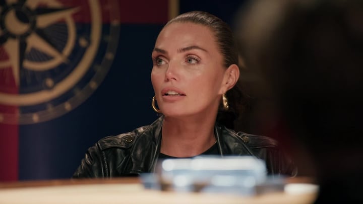 Kim Feenstra met opvallend pleidooi tijdens ronde tafel: ‘Zou een verrader nooit doen’
