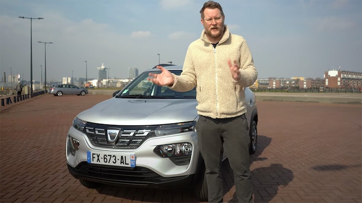 Thumbnail for article: Hoe rijdt de goedkoopste elektrische auto?