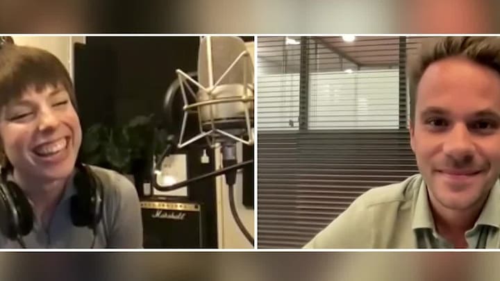 Mia zet wekkertje tijdens interview met Aran: ‘Tijd is om’ 