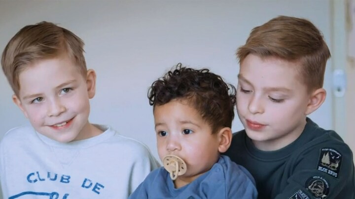 Frenky's ouders en broers blij met Ronald McDonald Huis: 'Fijn om samen te zijn'