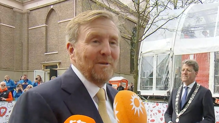 Willem-Alexander emotioneel tijdens Koningsdag in Emmen: 'Mijn hart loopt over'