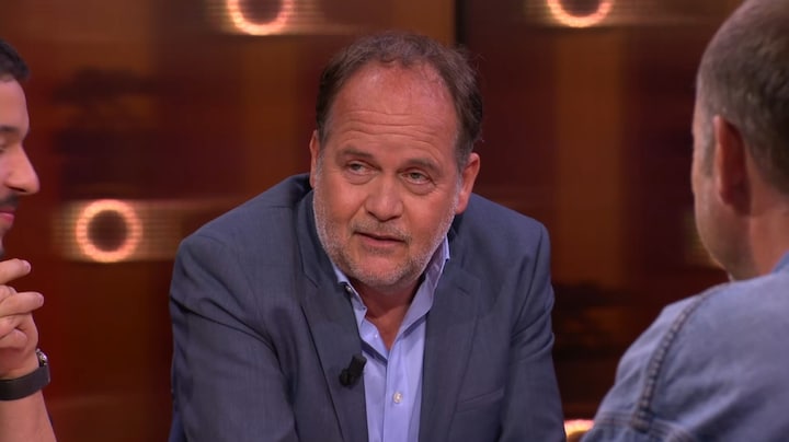 De succesvolste voetbalpodcast heeft nu een boek: ‘Dit wordt toch niks’