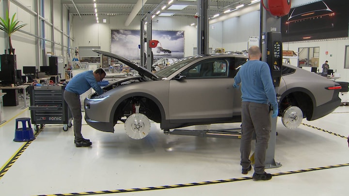 De auto is de nieuwe smartphone: 'Net een iPad op wielen!'