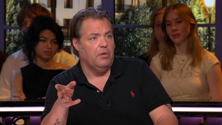 Frank Evenblij niet te spreken over sfeer tijdens persconferentie WK