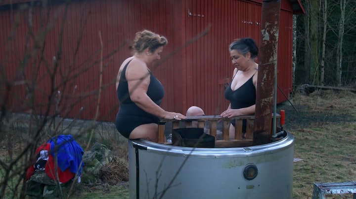 Robin en liefdeslogés uit de kleren in Winter Vol Liefde: 'Genieten' 