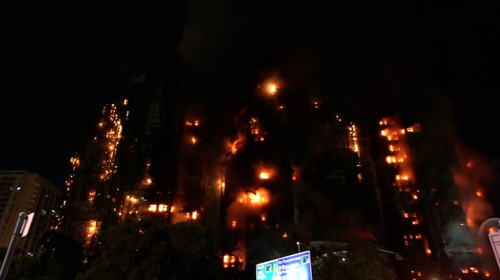 Doden en gewonden bij grote brand in flats Hongkong 