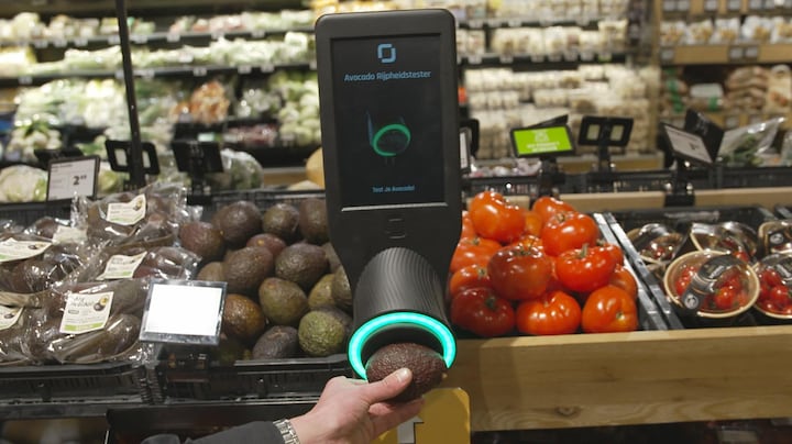 Avocado's knijpen niet meer nodig in deze supermarkt