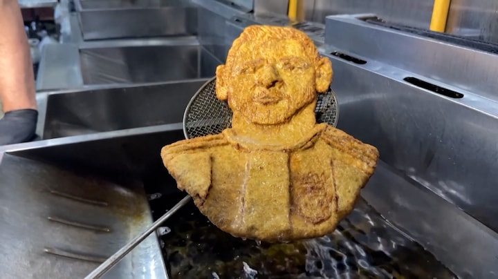 Vlezig eerbetoon: schnitzel in de vorm van Lionel Messi