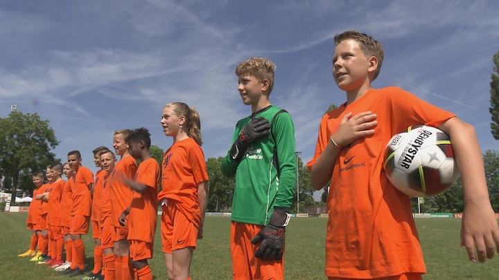 Jeugdspelers over hun 'eerste' EK: 'Ik ga keihard meejuichen'