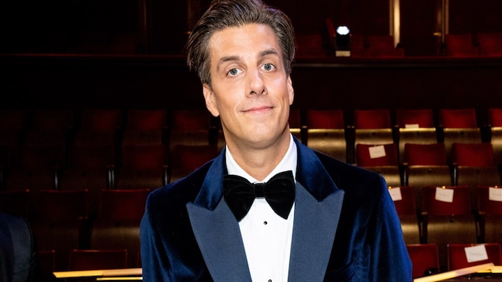 ZIEN: Rob Kemps op liefdesvakantie met nieuwe vlam