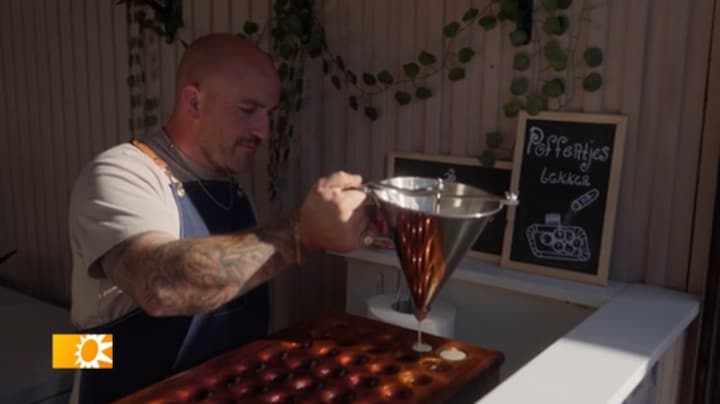 Poffertjes bakken valt Ramon vies tegen in Het Roer Om: 'Dit moet echt sneller'