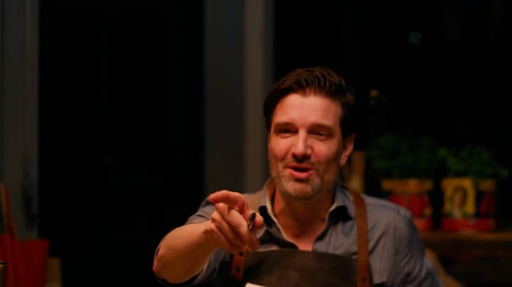 Verwarring bij fans: Bas Muijs speelde in 1997 Haagse koerier in GTST