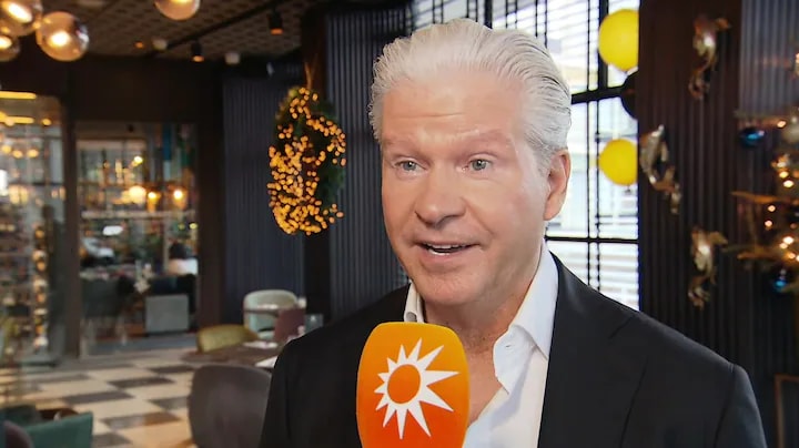 Dries Roelvink verzamelt alle Roelvinkjes voor familievakantie: 'Ook ex Lucienne'