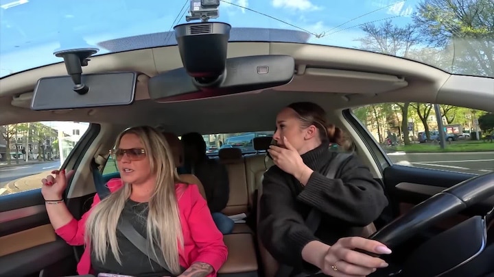 John Williams kapot na onveilige rit met Anouk in centrum van Amsterdam