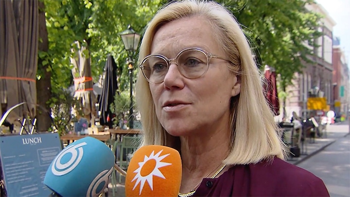 Sigrid Kaag reageert op terugkeer en sneer Johan Derksen