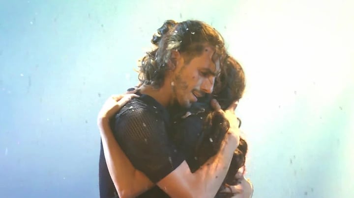 Vladyslav & Veronika zetten indrukwekkende act neer in de finale: ‘Een echt kunstwerk’