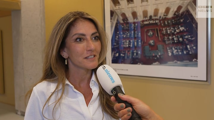 VVD-leider Yeşilgöz over Wiegel: 'Heel veel van hem geleerd'