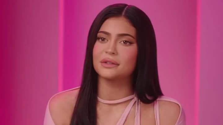 Miljardair Kylie Jenner viert 25ste verjaardag groots