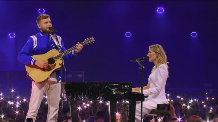 Lichtje Branden Suzan & Freek komt binnen op nummer 2 in Top 40