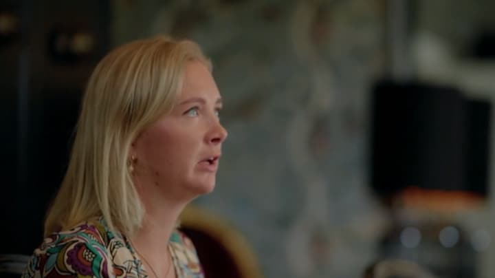 Maxime Meiland in tranen door heftige jeugd: 'Voelde me zo alleen'