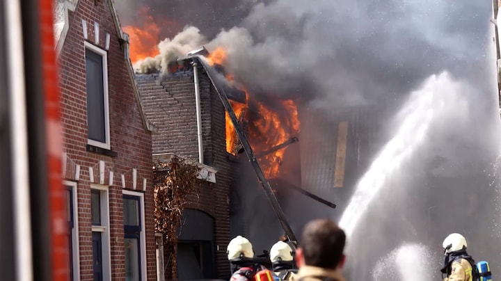 Grote brand in centrum Meppel, kinderdagverblijf ontruimd