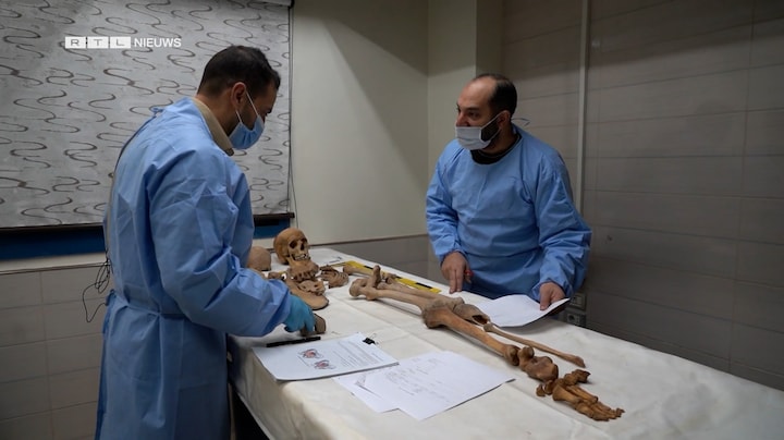 Syrische kinderen spelen tussen botten: de erfenis van Assad