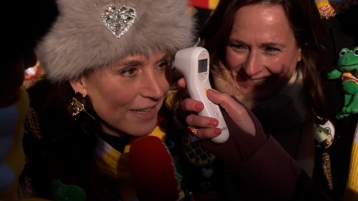 Carnavallen met griepklachten? 'We blijven thuis vanaf woensdag'