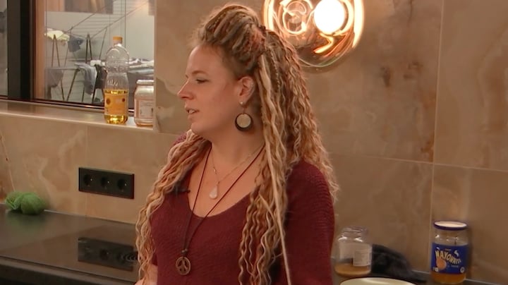 Yvonne vraagt zich af wie haar aantrekkelijk vindt in De Bondgenoten