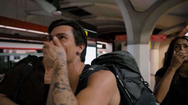 Klaagzang om reizen met ov in Roadtrippers VIPS: 'Armoede'