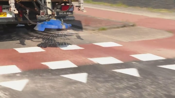 Oververhit asfalt behandeld met een opmerkelijk middel: strooizout