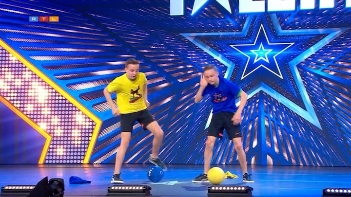 Holland's Got Talent: Deze jongens tonen hun voetbaltricks (fragment)