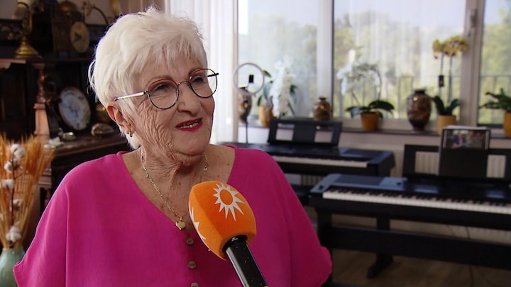 Orgel Joke treedt samen met Mental Theo op tijdens Zwarte Cross