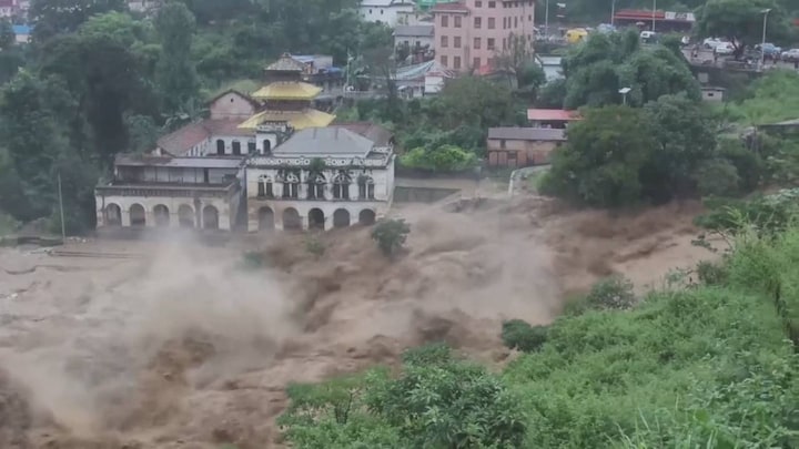 Dodelijke overstromingen treffen Nepal