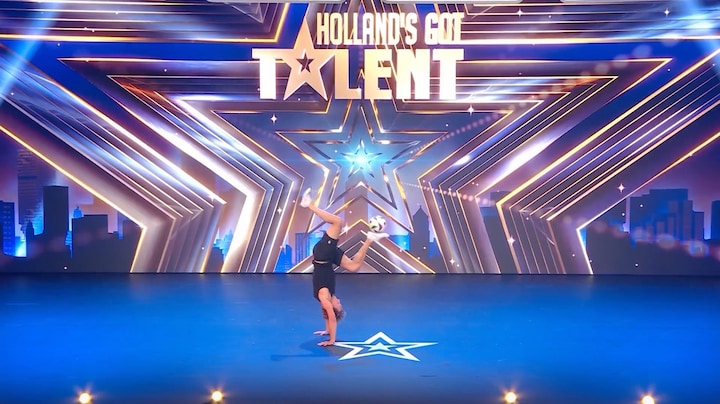 Bodhi zorgt voor verrassende twist tijdens freestylevoetbalact in de kwalificaties