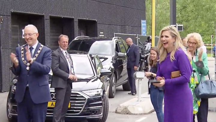 Zien: Máxima arriveert in Ahoy voor repetities songfestival