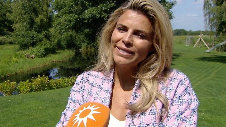 Kim Kötter worstelde met faalangst tijdens Het Perfecte Plaatje op Reis: 'Was echt ellende'