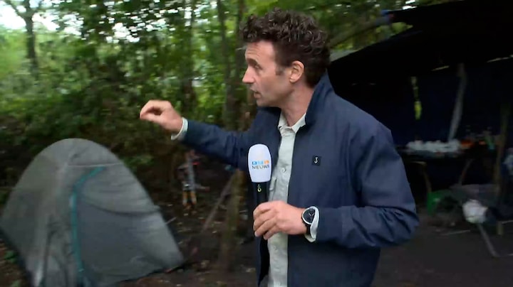 Deze mensen hebben geen huis, maar leven in tentjes in de bossen