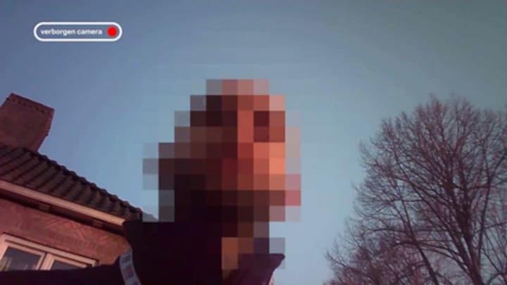 Consumentenbond gaat undercover bij deurverkopers: 'Je moet doof worden voor de nee'