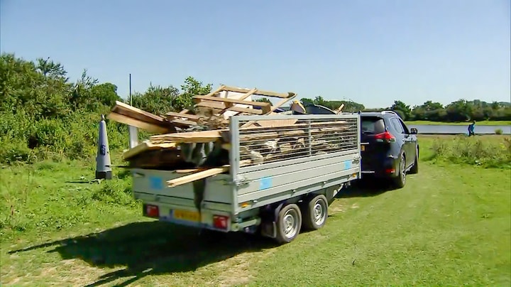 Veel boetes voor verkeerd beladen aanhangers: dit kosten ze
