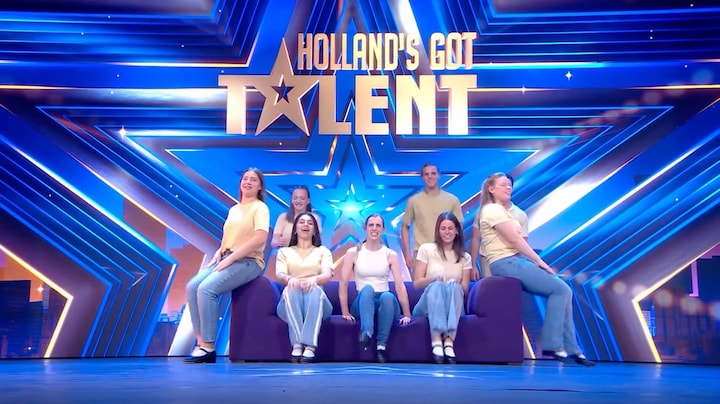 Dan Karaty mist de beat van Music All Around's Friends tapdans-act