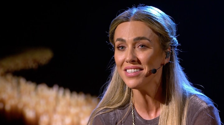 Kimberly Fransens ontroert het hele publiek met klassieker uit Yentl